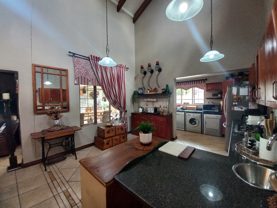 3 Bedroom Property for Sale in Waterval East North West